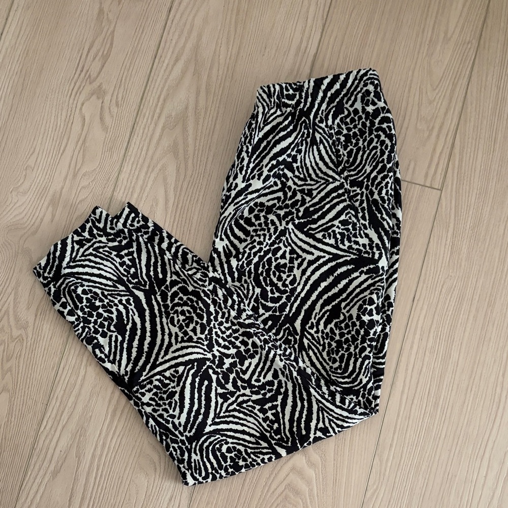 H&M Black and White Patterned Pants